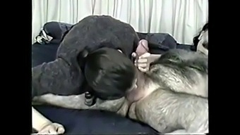 Muslim Woman From Egypt, Turkey, And Pakistan Gives A Homemade Blowjob