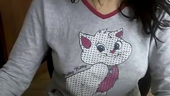 Turkish Webcam Girl With A Cute Personality
