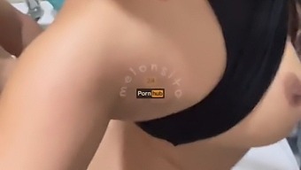 Chloe Foxy'Nin Tükürük Ve Süt Fetişi Oyunu Hd'De